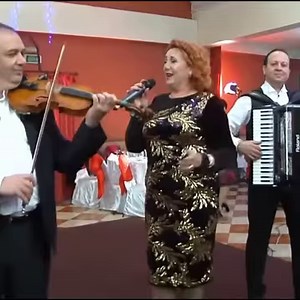 252K views · 6K reactions | Cu două maini de muiere ! | Maria Loga | Facebook