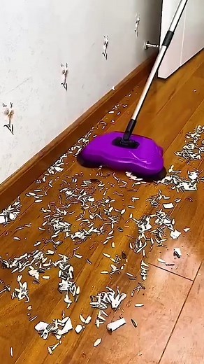 UltraClean Robot Vacuum Cleaner🥳🥳 #etsohome #homeproducts #gadgets #homegoodsreview #essentialliving #kitchenessentials #appliancereview #homedecorfinds #cleaningsupplies #organizingtips #smarthometech #budgetfriendlyfinds #lifestylehacks #gd155 | Etso Home