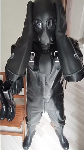 Loud breathing in my new StudioGum rubber mask