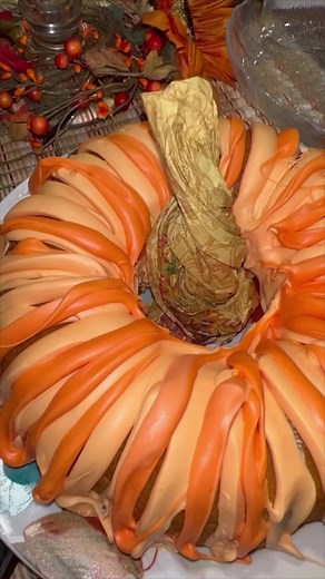 18K views · 353 reactions | Easy pumpkin cake recipe for fall! Who are you baking this with!? #autumnrecipes #pumpkinspice | Holly Auna | Facebook