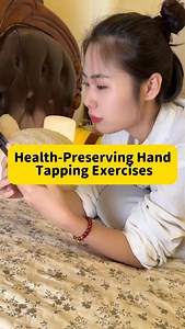 ✨ Wellness Hand Tapping Routine ✨ Boost your health and energy with this simple hand-tapping practice: 🖐 Feeling down? Tap the back of your hands ⌚️ Trouble sleeping? Tap your wrists 🦵 Lower back pain? Tap behind the knees 🤲 Digestive issues? Tap the Hegu point (between thumb & index finger) 🤒 Cough or sore throat? Tap the thenar area (base of thumb) ❤️ Heart issues? Tap the Laogong point (center of palm) 🔥 Slow metabolism? Tap your palms 💤 Poor sleep? Tap the Shenmen point (wrist crease) 