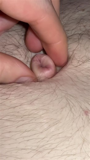 Deep innie to ... outie belly button play male