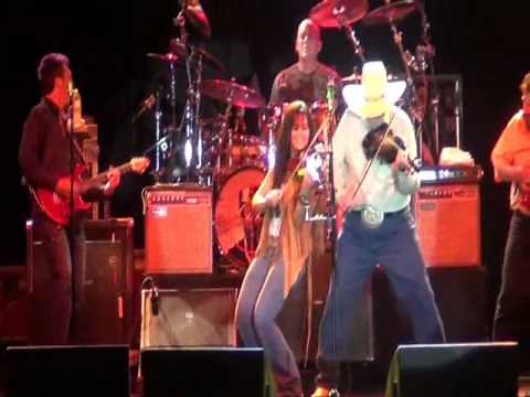 The Devil Went Down To Georgia - Charlie Daniels