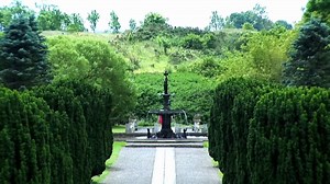 23K views · 244 reactions | Jersey girl Lauren Burdey wants to look like a classy porn star but changes her mind when Randy shows her the simplest dress in the showroom. | Say Yes to the Dress American | Facebook