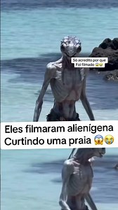 They filmed a real alien enjoying the beach 😱😭