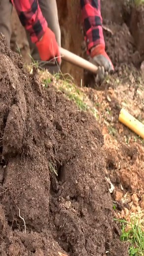 4.9K views · 48 reactions | Secret-Dugout cabin building underground. Fire inside Made of clay and stones. Nature sounds #fbreels #reels | Bushcraft Survival Cambo | Facebook