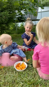 Sisters have a picnic 🌸 | CookingwithSammy