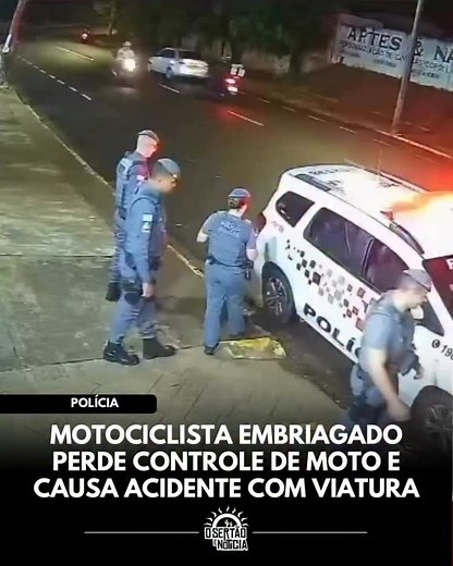 Um motociclista de 23 anos foi detido na noite de sexta-feira (14) após colidir com uma viatura da Polícia Militar durante o patrulhamento em São Paulo. Segundo informações, o jovem conduzia uma Honda 160 quando perdeu o controle do veículo ao fazer uma curva e acabou atingindo a traseira da viatura, que estava estacionada. Durante a abordagem, o motociclista realizou voluntariamente o teste do etilômetro, que apontou 0,94 mg/L índice quase três vezes acima do limite que caracteriza crime de trâ