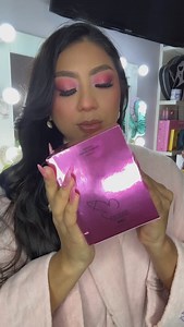 Un labial muy particular 🤭💄!! @isamayabeauty #dilccicosmetics #liphot #labial #lips #lipstick #makeup #isamaya #makeupaddict #belleza #parati | Dilcci Cosmetic's