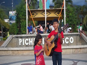 Feliz cumpleaños Doc. Alexis Aviles G. | El reportero más joven de Pichari VRAEM - Perú