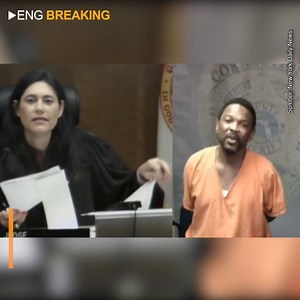 377K views · 131K reactions | Apa jadinya jika reunian kedua teman terjadi di ruang sidang, di mana yang satu sebagai hakim dan yang satu lagi sebagai terdakwa? Sungguh momen yang penuh emosional!  Percaya diri dan jangan ragu! Jika anda sedang mencari pendamping dalam perjalanan menaklukkan bahasa Inggris, kami akan membantu anda! Cari tahu lebih lanjut tentang kami di: https://engbreaking.id/ | Eng Breaking - Berbicara Bahasa Inggris Seperti Native | Facebook