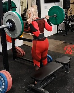 Box squats #squat #momswholift #girlsthatlift | Unofficial: marc fitt