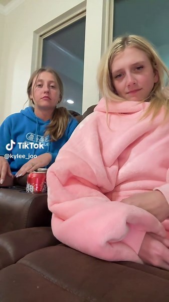 kylee jo :)) (@kylee_joo)’s videos with The Floor On FOX - Reality Club FOX