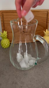 62K views · 831 reactions | Omg so unglaublich lecker 襤 gerade jetzt wo es draußen so schön warm ist 殺 #einfacherezepte #schnellerezepte #lecker #rezepte #kochen #leckerschmecker #leckeressen #eistee #icetea #pfirsich #pfirsichtee | Kochbackpaerchen | Facebook