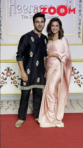 Pulkit Samrat HOLDS his wife Kriti Kharbanda close as they pose at Heeramandi premiere 😍 #shorts