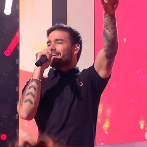 Hope you enjoyed our performance of #Polaroid on The X Factor 💙 Jonas Blue Lennon Stella https://jonasblue.lnk.to/Polaroid | Liam Payne