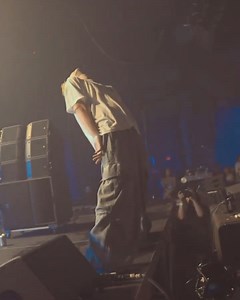 TICKETS FLYING FOR NEXT TUESDAY 🎶 George Clanton will be bringing nostalgic electronic pop to the Fox Theatre in just 1 week & tickets are moving fast! Stream songs from the Ooh Rap I Ya album now like “Justify Your Life” & “I Been Young” to get pumped for the show next week! 🎧 ““Justify Your Life” cultivates a vintage downbeat haze, its trip-hoppy drums & fretless bassline rolling in like waves. It feels like something you’d find on a VHS compilation of forgotten MTV-era breakup jams” - Pitch