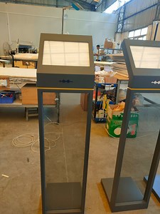 [Hot Item] Stainless Steel Free Standing Sign 4s Auto Shop Car Specification Display iPad Display Stand