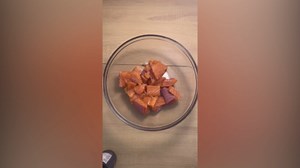 How to make chicken stir-fry noodles