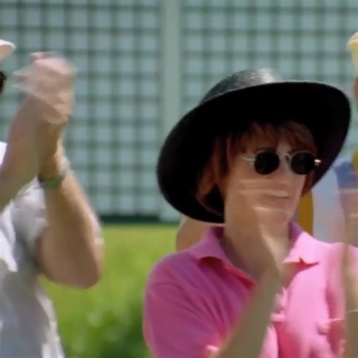 49ers offensive line coach, Chris Foerster, said Trent Williams has taken up golf. We came across some footage of Williams on the course: | KNBR