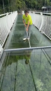 78 reactions | China Glass bridge Clean girl 勞 | теги:...