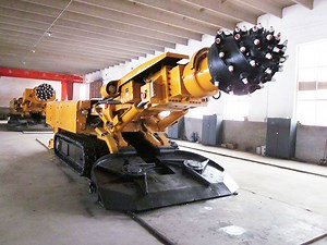 [Hot Item] Mining Roadheader Equipment for Sale, Combine Boring Machine Ebz260 Construction Machine