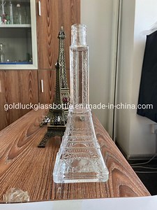 [Hot Item] 500ml Custom Engraved Empty Clear Spirits of Brand Alcohol/Whisky 500ml 750ml Vodka Glass Bottle