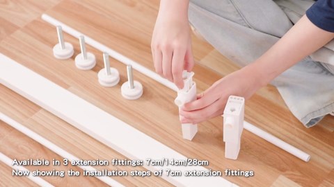 29.5 to 46 "Extra Wide Walk Through Pet Gate,Auto Close Safety Baby Gate, Metal Durability Dog Gate for House, Stairs, Doorways,Includes 2 Extension Kit,White