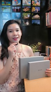 (ad) my annotating kit from &Liebe - Japan; a stationery pouch and pencil case excellently made from Tochigi leather that keeps my essentials safe and snug (⁠〃ﾟ⁠3ﾟ⁠〃⁠) Inside my stationery pouch: Anchor page holder (orange app) KITTA washi tapes ( @kingjim.global_official ) Sticky notes (orange app) Aesthetic stickers (orange app) Annotating tabs (orange app) Knowledge journal ( @lostbookscebu ) Kultura freebie ballpoint pen (Kultura) Sarasa Clip gel pen (gifted) Flying Tiger fountain pen (Flyin