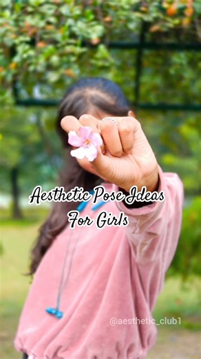 Aesthetic Photo Poses for Girls 📸✨| Easy & Stylish Pose Ideas #shorts