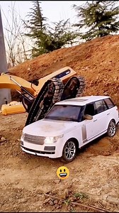 702K views · 1.1K reactions | máy xúc lên xe Làm mọi việc với máy xúc p171 | Tiện ích Xanh Store | Facebook