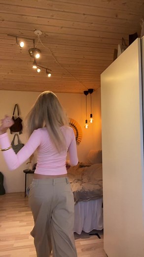 Perfekte suit pants fundet hos DinVintage Shop!