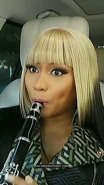 🇬🇷😂 LOL! When Nicki Minaj plays Karagouna on the clarinet! Opa! Video by Nicki Minaj Clarinet Dub over by Thanassis Vassilopoulos Θανάσης Βασιλόπουλος | GREEK GATEWAY