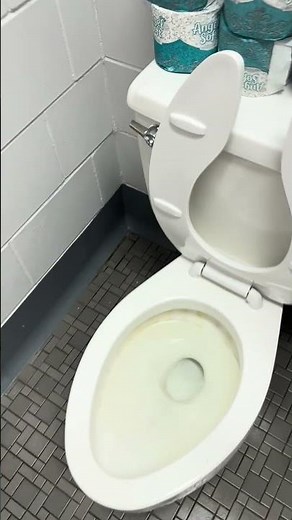 Full Shoot: Men’s Restroom at a toll plaza