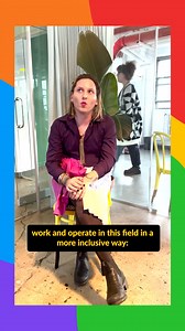 We had a quick conversation with Denn, Programme Manager of the Gender Identity, Gender Expression and Sex Characteristics Programme here at ILGA World to hear their thoughts on the growing anti-gender narratives, collaboration with other social justice movements and making spaces more inclusive to LBTI people. Press play to watch! 🌈 Mantuvimos una breve conversación con Denn, Directora del Programa de Identidad de Género, Expresión de Género y Características Sexuales de ILGA Mundo, para conoc