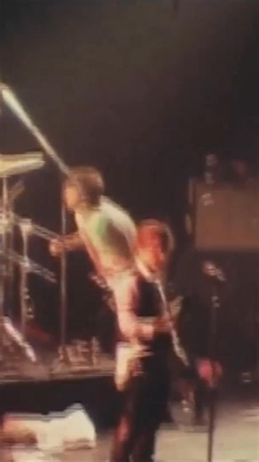 Archive news footage from Sex Pistols San Francisco show in 1978. | Sex Pistols
