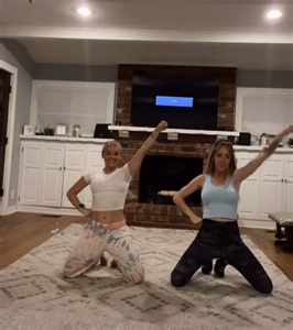 Teen Mom Mackenzie dances in crop top after letting son hold dead snake