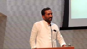 కంది IIT కళాశాల లో విద్యార్థులని ఉద్దేశించి.. | Raghunandan Rao Madhavaneni