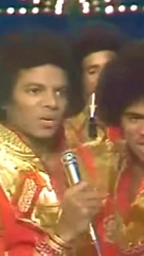 Shake POP GOD #michaeljackson #POPGOD #mjj #michaeljacksonforever #michaeljacksonfans #MJ #kingofpop #bakazmann | POP GOD