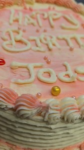 3.7K views · 93 reactions | A Lil Jamaican rum cake birthday cake... #CakesbyNoel. | Chef Noel Cunningham | Facebook