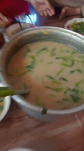 61 reactions · 55 comments | Aku klau makan kapurung cuma makan kuah nya sama sayurnyaAda yg sama ngak gays #reelsfb #masak #olahansagu | Salmawati Salmawati | Facebook