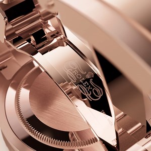 10K views · 90 reactions | ROLEX GMT-Master II錶面及帶扣上的勞力士皇冠及「Swiss Made」（瑞士製造）字樣雖然細小，卻極為重要，作為精準可靠的象徵，在全球廣受讚譽。 #Rolex #勞力士 #GMTMasterII #OfficialRolexRetailer | Chow Sang Sang Jewellery 周生生珠寶 | Facebook