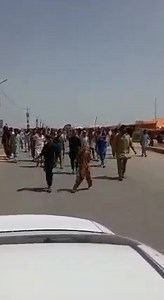 AJJ KI NEWS HAI SAB BEOPARI BHAI MANDI SE BAHIR AGAY THE UR BURPORE EHETAJ KIYA. BEOPARIO KA MUTALBA HAI SHER KE UNDER KI MANDI BAND KARAHI JAYE TAKE AWAM KHARIDARI KE LIYE NORTHERN BYPASS MANDI ASAKE. | Pakistan Qurbani Mohabbat