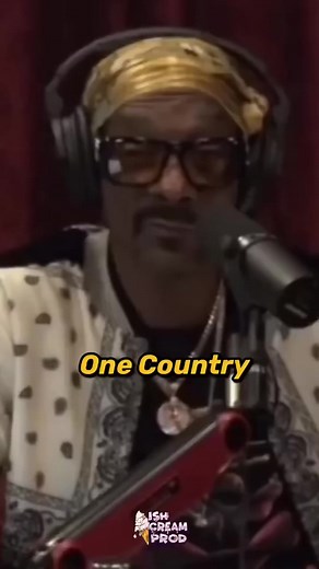 Snoop Dogg tells a story about the time he almost didn’t make it out of Norway #shorts #fyp #snoopdogg #celebrities | News Update