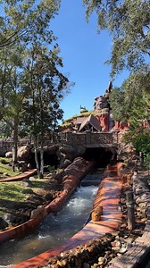 Splash Mountain will be closing for its refurb to “Tiana’s Bayou Adventure” next week. Ride it while you can! Are you excited for refurbishment? 🤔 | MickeyBlog.com