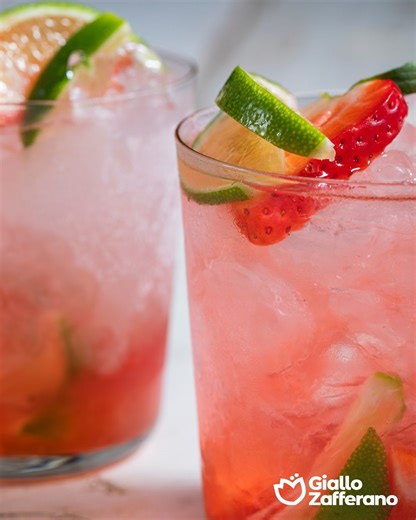 Fresh, fruity, and fabulously refreshing! 🍓🍹 Enjoy the perfect summer cocktail with this Strawberry Caipiroska. Cheers to good times and great flavors! 🥂✨ Aurora Cortopassi 👉 https://www.giallozafferano.com/recipes/Strawberry-Caipiroska.html | Giallozafferano Loves Italy