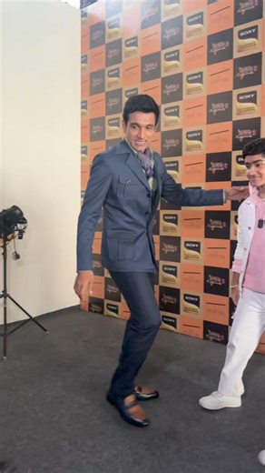 Pratik Gandhi at super star singer set Filmcity.. promoting his movie. #PratikGandhi | Indian Television Academy