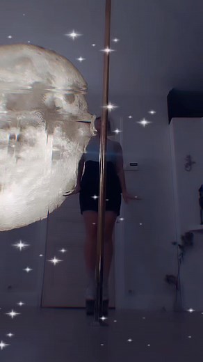 #love and #moon | Carmine Velvet