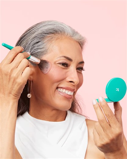 22 reactions | The blush (and brush!) of your dreams.  Our NEW Dream Chaser™ Reviving Powder Blush comes in 6 dreamy, talc-free, ultra-blendable shades. Pair it with our Diffusing Dome Blush Brush™ – it’s specially designed to give you a natural flush of color in just one swipe.  Launching 8/9!  | Thrive Causemetics | Facebook