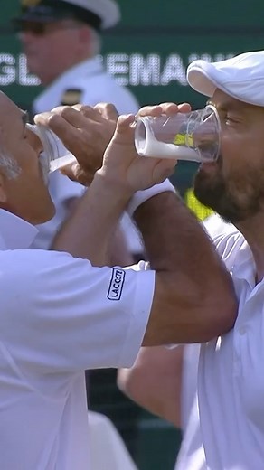 Champagne tennis 🍾 | Wimbledon